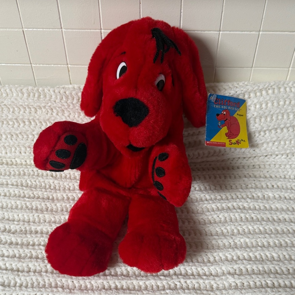 "Clifford the Big Red Dog" Handheld Puppet Plush 14"